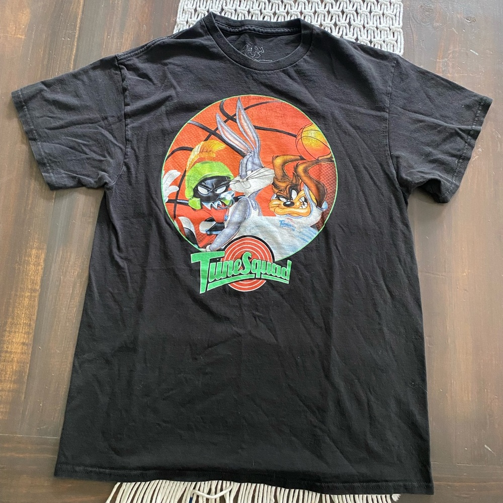 Vintage Space Jam Looney Tunes “Tune Squad” tee shirt